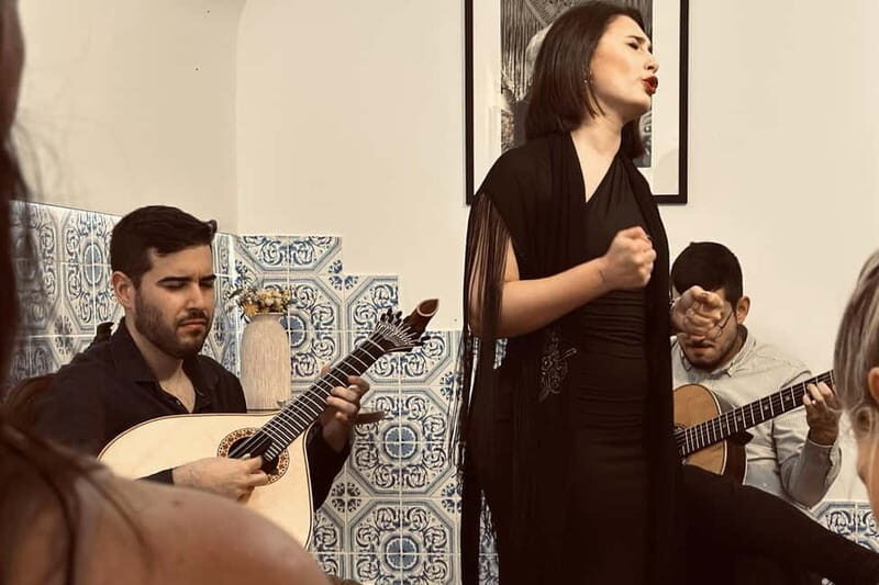 Lisbon: Intimate Fado Show in the Historic Fado District - What Reviewers Say