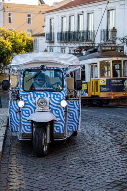 Lisbon: Old City Premium Private Guided Tour by Tuk-Tuk - Exploring Lisbon’s Old Town by Tuk-Tuk