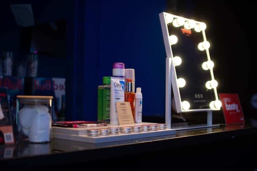 Lisbon: Private Bachelorette Dance & Glitter Party - The Practicalities