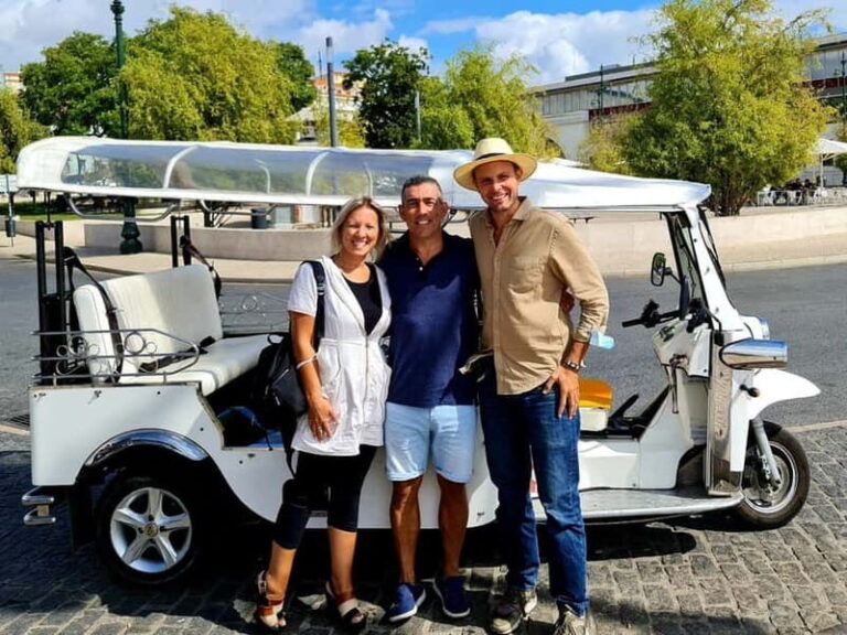 Lisbon: Private Tuk Tuk Tour with Professional Guide - What to Expect During Your Tour