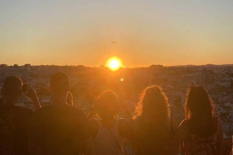 Lisbon: Private Tuk Tuk Tour with Professional Guide - The Itinerary and What You’ll See