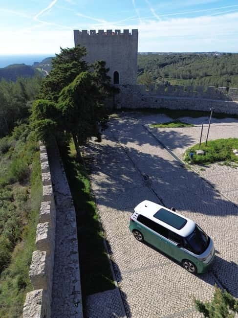 Lisbon: Sesimbra Stylish Electric ID.Buzz Tour with Lunch - The Itinerary Breakdown: Why It Works