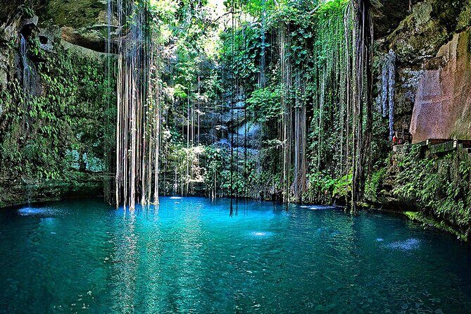 Live the Chichen Itza and cool off in a Sacred Cenote - A Deep Dive into the Experience