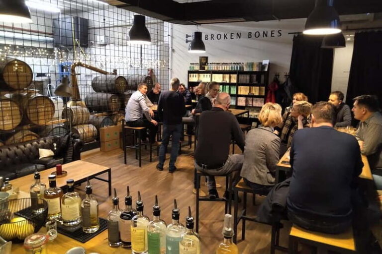 Ljubljana: Broken Bones Gin Experience with Cocktails - The Guide and the Tour Experience