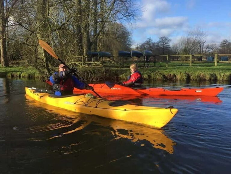 Llangollen: Canoe Hire on the Llangollen Canal - Discovering the Beauty of the Llangollen Canal by Canoe