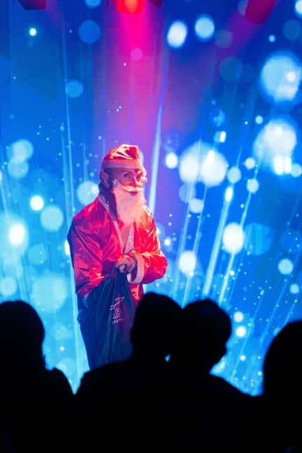 London: All I Want for Christmas is Cabaret Show - The Experience at a Glance