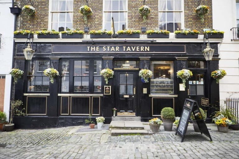 London: Belgravia Pub Crawl with 6 Pubs - Authenticity & Value: Why This Tour is Worth Considering
