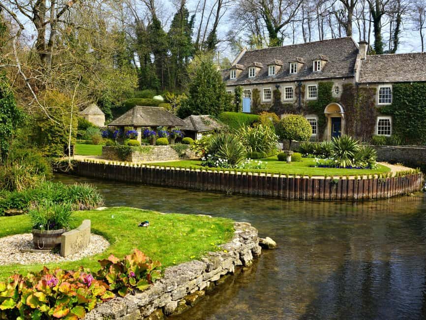 London: Cotswolds Small Group Day Trip with Broadway Tower - An In-Depth Look at the Itinerary