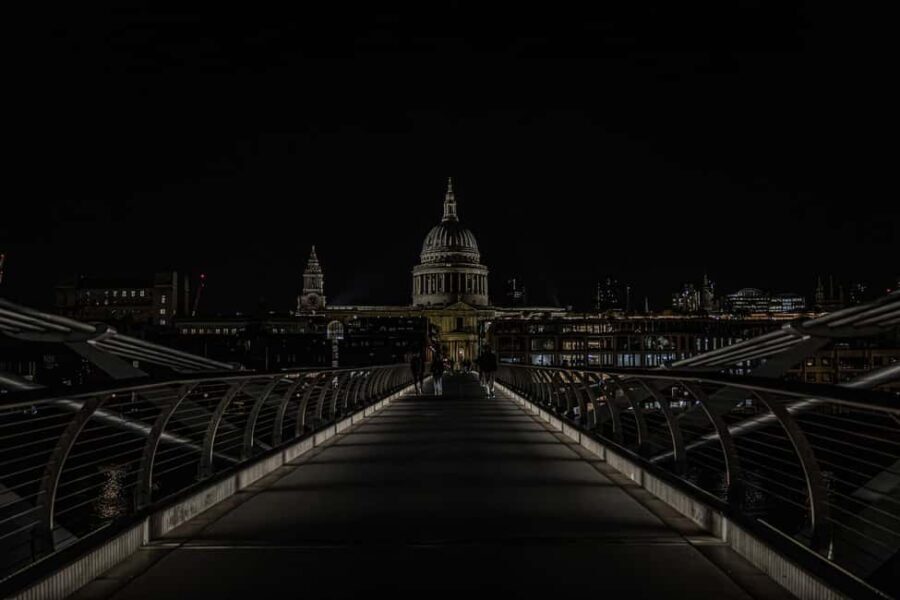 London: Ghosts, Legends & Mysteries Haunted Walking Tour - The Sum Up