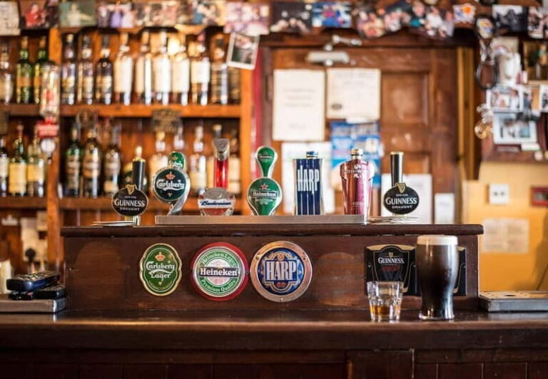 London: Historic Pubs of Central London Walking Tour - The Value of This Tour
