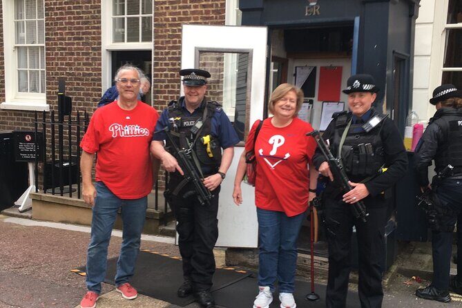 London Markets Private Black Cab Tour with Hotel Pick up - What’s Included and What’s Not?