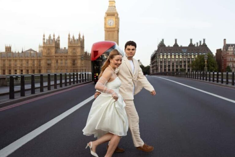 London Portraits Tour  Receive All Photos Same Day - Who will love this experience?