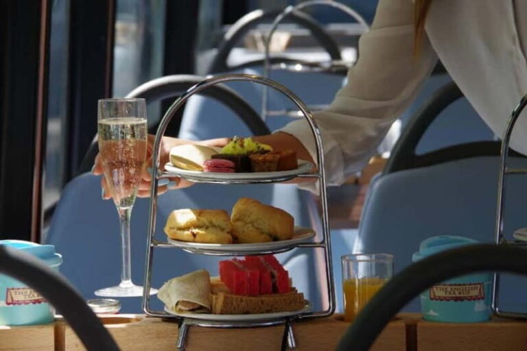London: Royal Windsor Afternoon Tea Bus Tour - The Food and Drink Experience