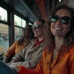 London: Sightseeing Bus Tour with Live Theatre and Comedy - Who Is This Tour Best Suited For?