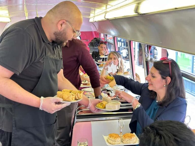 London Theatre Afternoon Tea Bus Tour - The Route and Landmarks