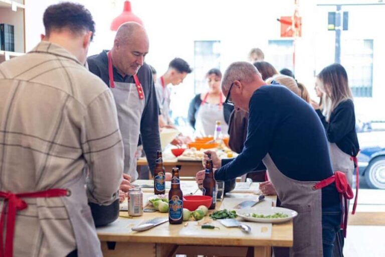 London: Vegetarian Chinese Cooking Class with Wine - What to Expect from the Class