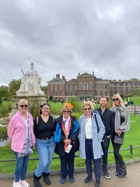 London: VIP Kensington Palace Gardens Tour & Royal High Tea - Breakdown of the Itinerary