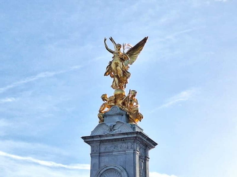 London Walking Tour: Buckingham Palace to Big Ben in 2 hours - The Value of a Guided Walk in London