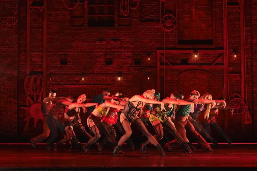 London's West End: Ticket to Moulin Rouge! The Musical - The Itinerary and the Show Experience