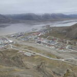 Longyearbyen: Panorama view hike - Platåfjellet Guided Hike - An In-Depth Look at the Panorama View Hike