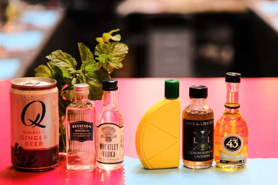 Los Angeles: Cocktail-Making Class with Mixologist - The Practical Details