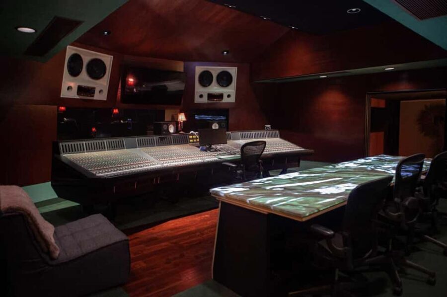 Los Angeles: One On One Recording Studios Tour - Exploring the Experience