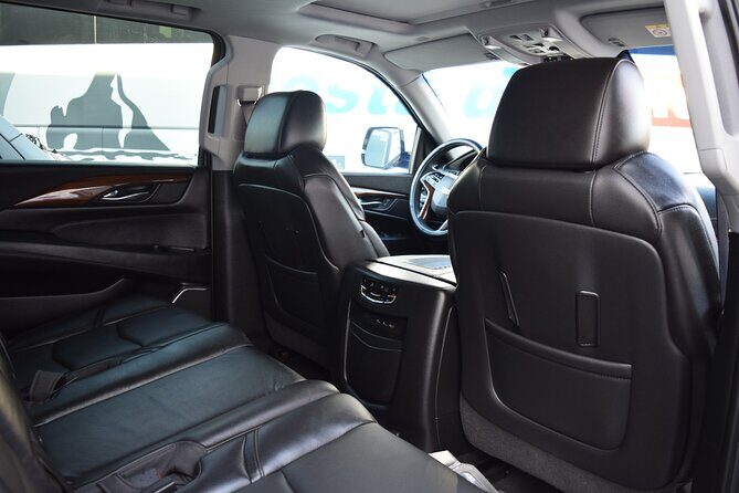 Los Cabos Luxury Escalade Roundtrip Airport Transfer - The Experience in Depth