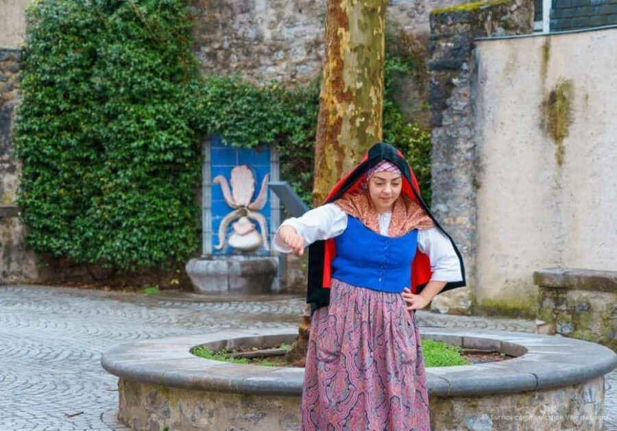 Lourdes: guided tour by a 19th-century washerwoman - The Experience in Detail