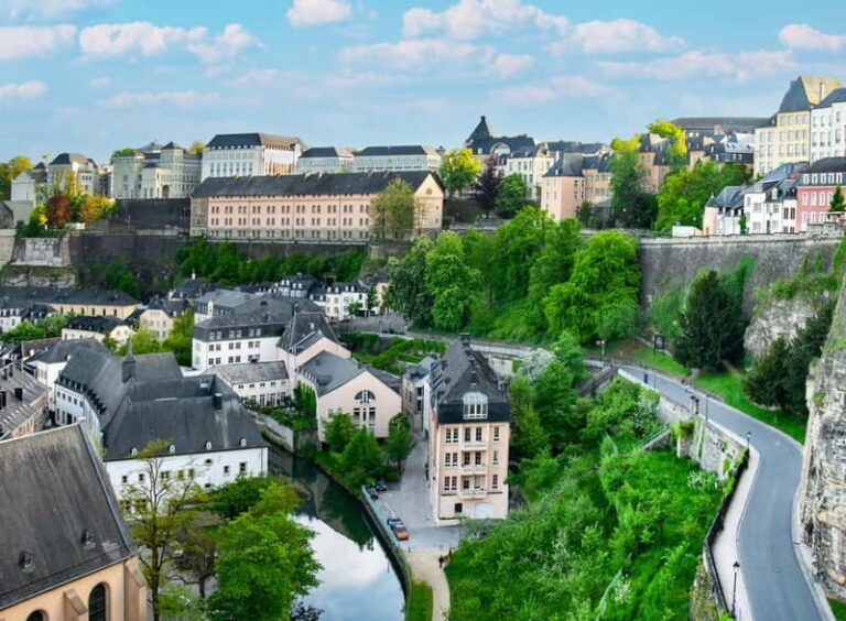 Luxembourg: Intro Walking Tour with a Local - Who Will Love This Tour?