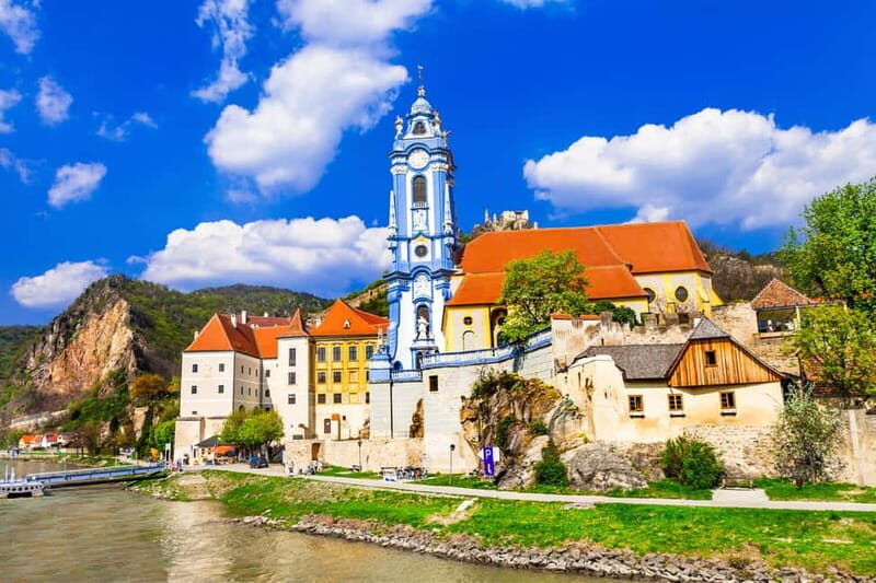 Luxury Van Tour: Salzburg, Hallstatt & More for Your Group - Melk Abbey: Baroque Grandeur and Winery Delights