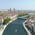 Lyon: from Confluence to Barbe Island by free license boat - Analyzing the Value and Practicalities