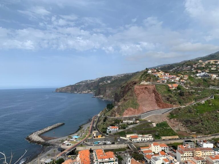 Madeira: 4 hours Open Roof Jeep tour in Central Madeira - Discovering Madeira in a Classic Jeep