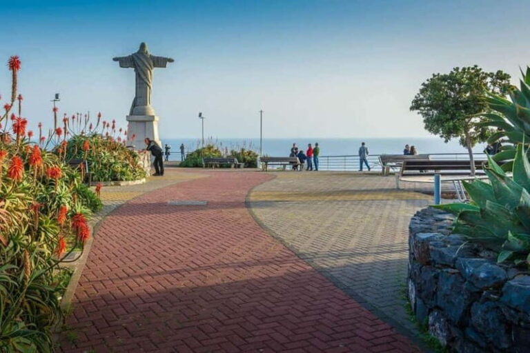 Madeira: Sunday Market Tour with Cristo Rei Viewpoint - A Closer Look at the Itinerary