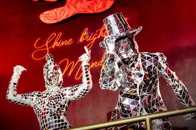 Madness tour bar crawl Playa del carmen open bar - Analyzing the Value