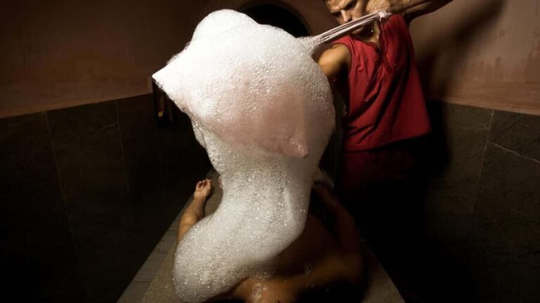 Madrid: Bath, Kessa and relaxing massage - The Value of This Hammam Experience