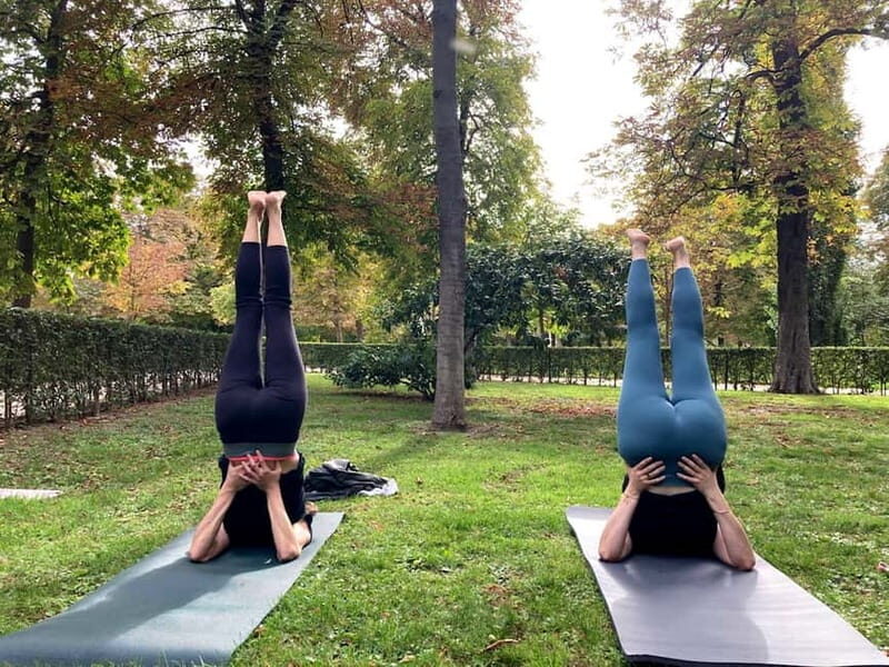 Madrid: Flow Yoga class in Retiro Park - The Practice: What to Expect