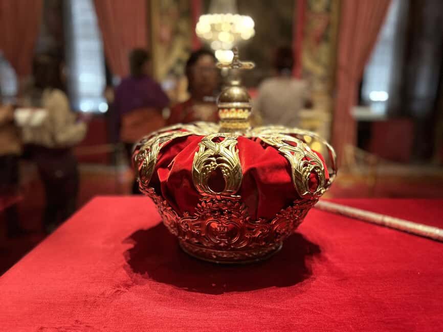 Madrid: Royal Palace Guided Shared Group Tour - What to Expect from the Itinerary