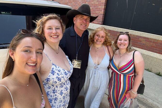 Magic Mike NON BUS Traverse City Old Mission Peninsula Wine Tour - The Experience: What Makes This Tour Stand Out  