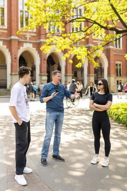 Magic of Krakow: Guided Tour of the Old Town - Discovering the Heart of Krakow: What This Tour Offers