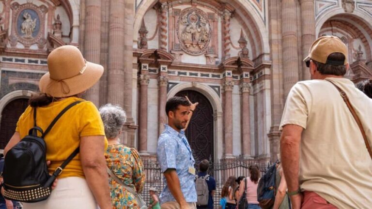 Málaga Private Walking Tour, Roman Theater, and Alcazaba with Tickets - The Itinerary in Detail