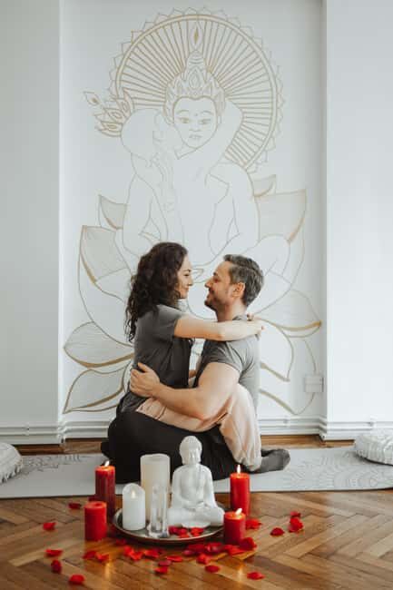 Mallorca: Candlelight Couples Yoga and Meditation - FAQ