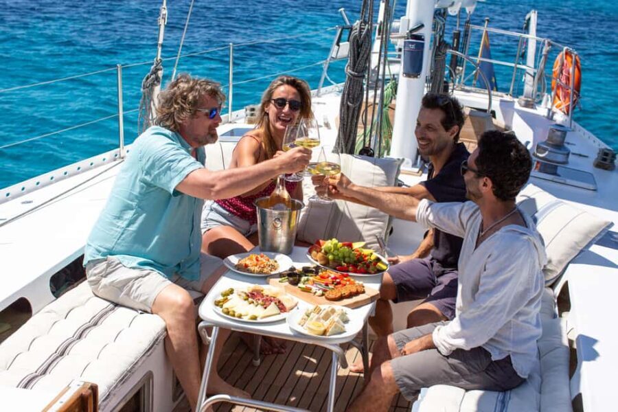 Mallorca: Palma Bay Cruise on a Magnificent 72-feet Sailboat - What Makes This Tour Special