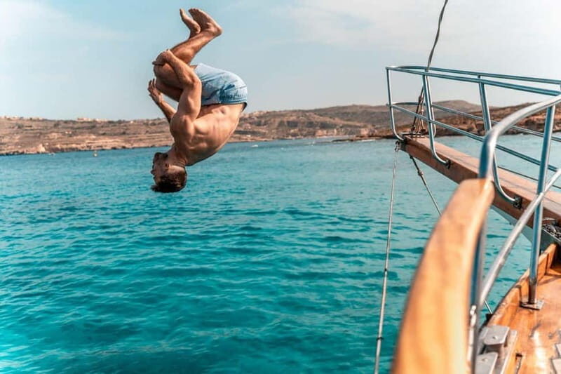 Malta: Blue Lagoon, Crystal Lagoon & Comino and Sea Caves - Comfort and Practicalities on Board