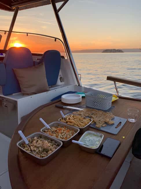 Marseille: Sunset Boat Cruise with Buffet and Organic wine - The Experience in Detail