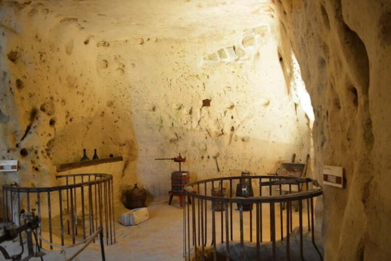 Matera Evening Tour in English - In-Depth Look at the Matera Evening Tour