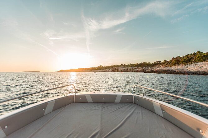 Medulin: Private Sunset Boat Cruise with Wine Tasting - Practical Details and Tips
