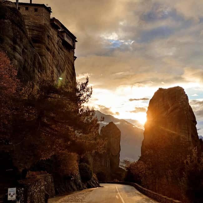Meteora: Small Size Sunset Tour with Local Guides - Authentic Experiences and Hidden Gems