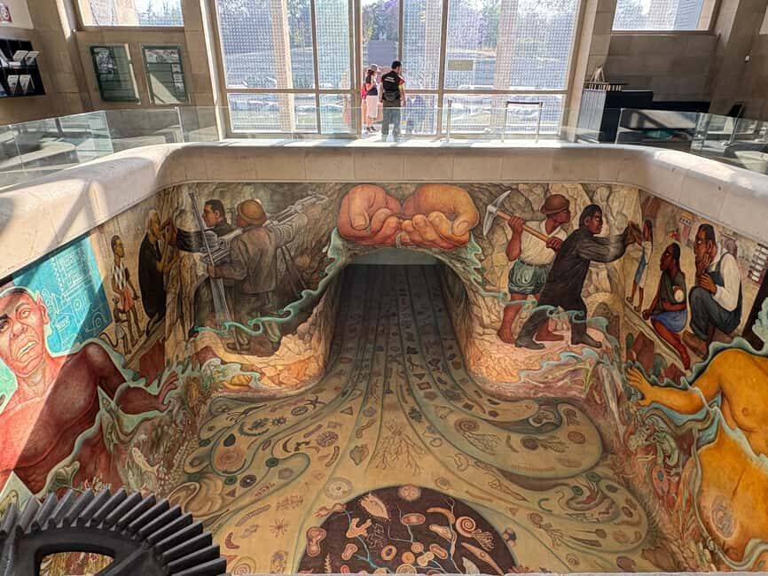 Mexico City: Chapultepec Forest walking Tour - Final Thoughts: Who Is This Tour Perfect For?