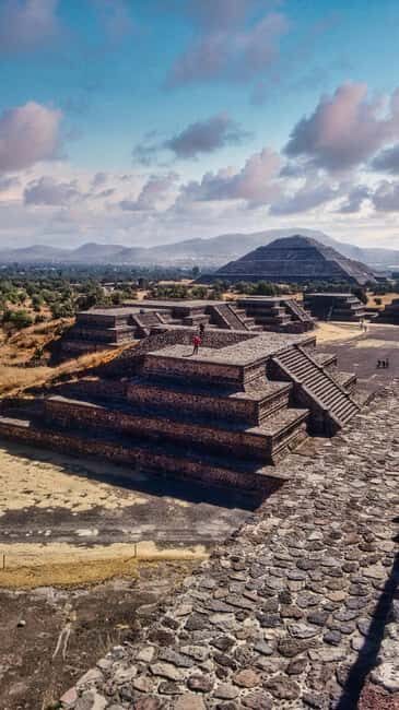 Mexico City: Guided visit to Teotihuacan in the afternoon - The Experience in Detail