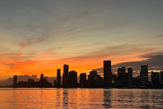 Miami Sunset Cruise with Millionaire Mansions on Biscayne Bay - Who should consider this cruise?